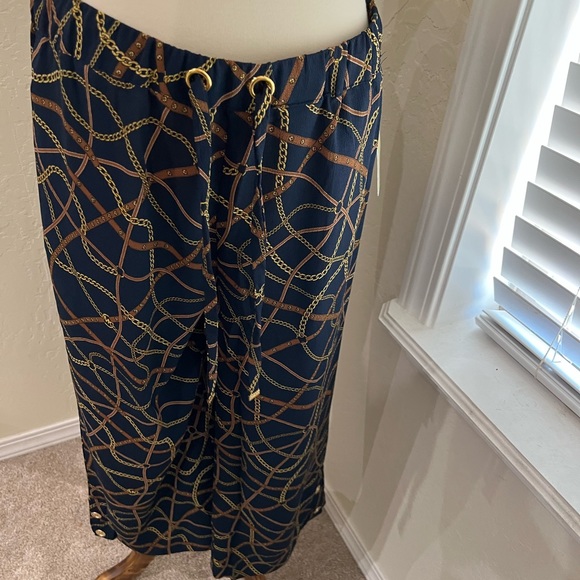 NWT Michael Kors MK lightweight dress capris - Picture 3 of 9